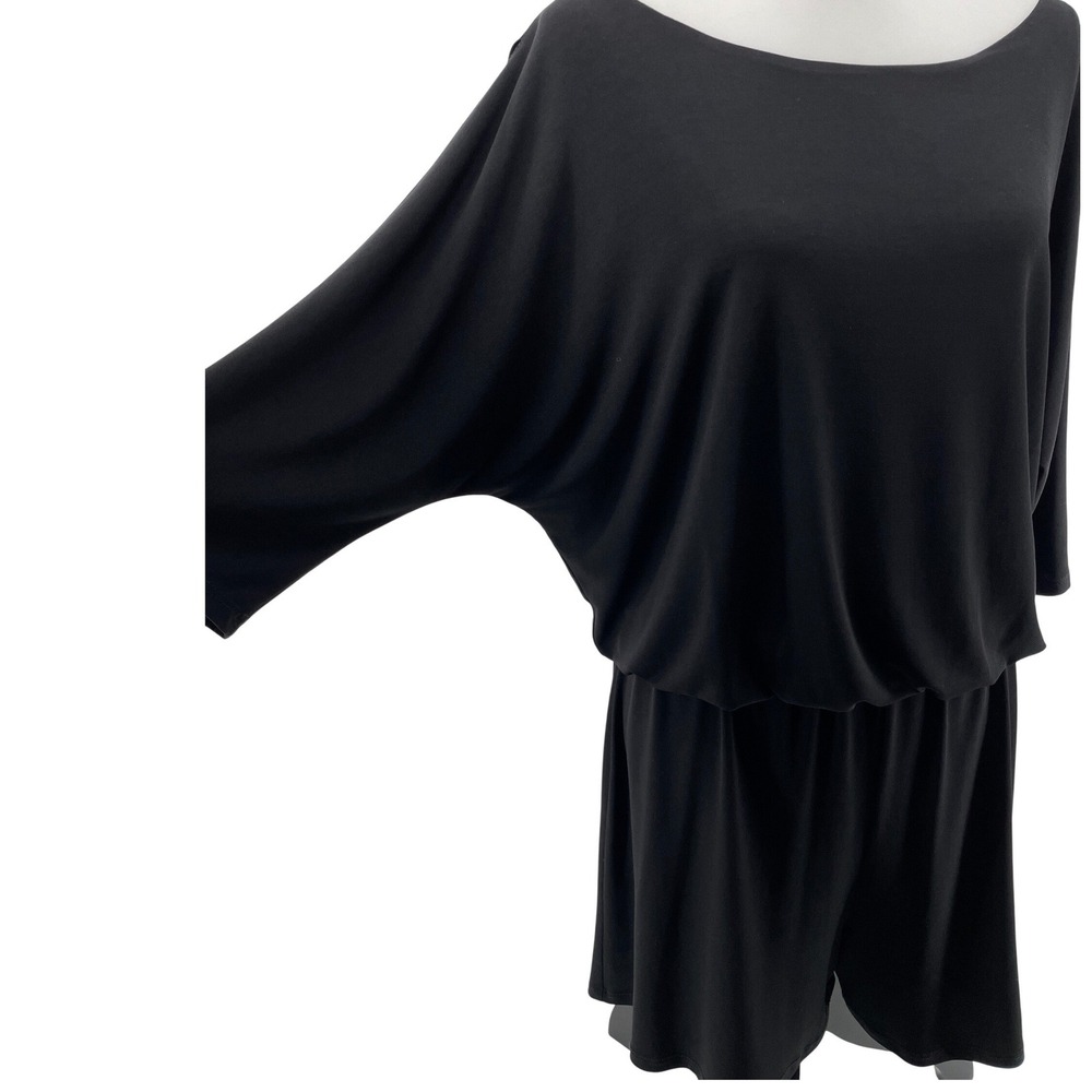 Tiana B Shorts Romper Womens Medium‎ Black Liquid Knit Mod Cocktail Chic